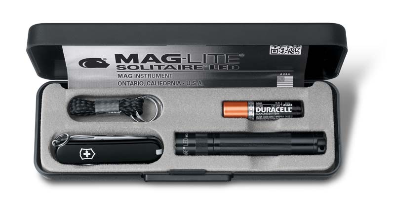 Набор VICTORINOX: нож-брелок 0.6223.3 и светодиодный фонарь Maglite Solitaire, 8 см, чёрный